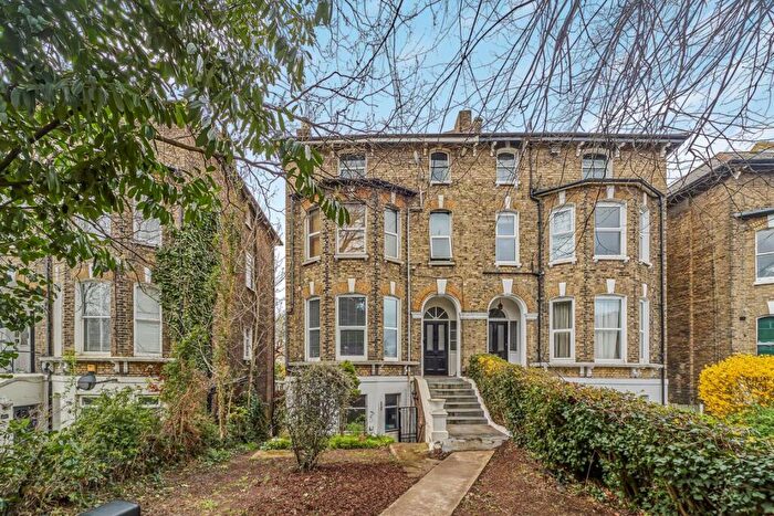 1 Bedroom Flat For Sale In Burnt Ash Hill, London, SE12