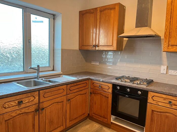 2 Bedroom Flat To Rent In Borders Avenue, Nottingham, NG17