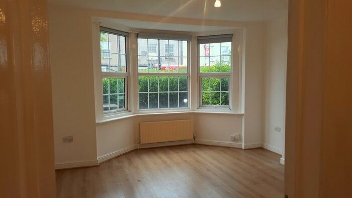 1 Bedroom Flat To Rent In Stanford Road, London, SW16