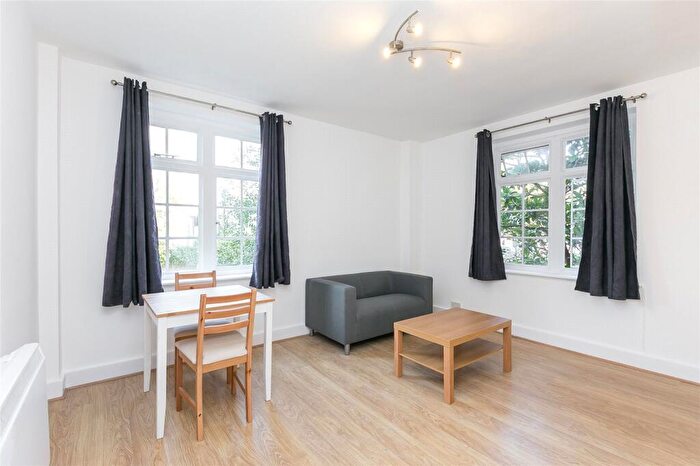 1 Bedroom Flat To Rent In Langford Court, Abbey Road, NW8