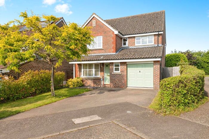 4 Bedroom Detached House For Sale In Bannister Close, Attleborough, Norfolk, NR17
