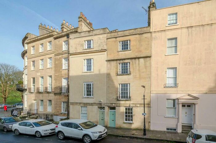 3 Bedroom House To Rent In Park Place, BA1