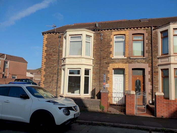 2 Bedroom Flat To Rent In Rice Street, Port Talbot, SA13
