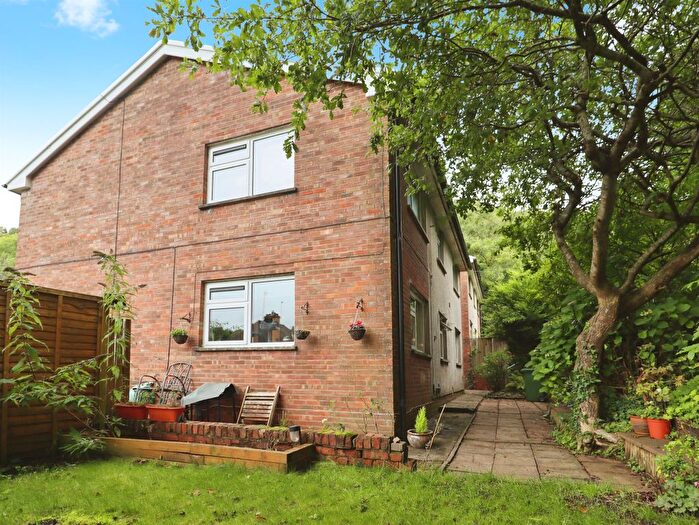 3 Bedroom Flat For Sale In Greenmeadow Drive, Tongwynlais, Cardiff, CF15