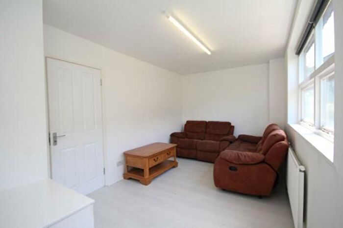 4 Bedroom Maisonette To Rent In Poynings Road, Archway, N19