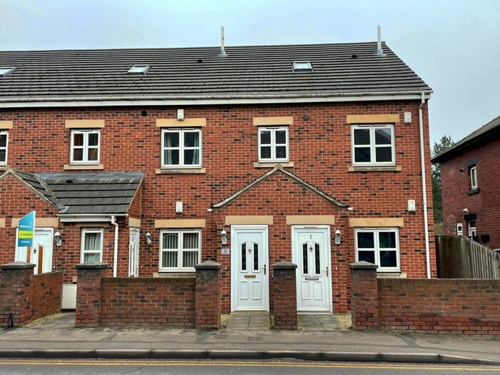 2 Bedroom Flat To Rent In Eaton Grange, Aberford Road, Oulton, Leeds LS26