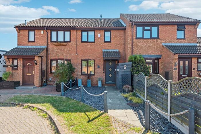 3 Bedroom Terraced House For Sale In Owen Close, Marston Moretaine, MK43