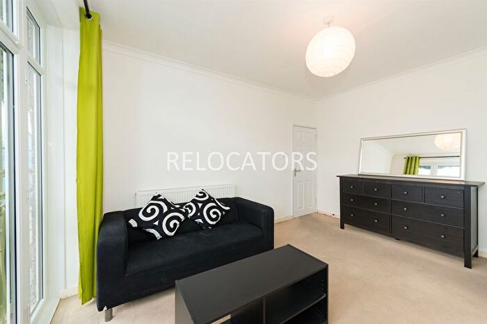 2 Bedroom Flat To Rent In Turin Street, London, E2