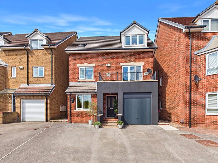 4 Bedroom Detached House For Sale In Berry Drive, Kiveton Park, S26