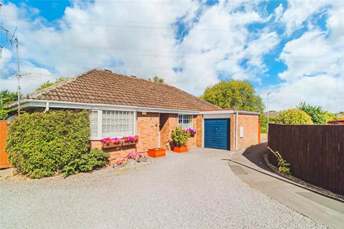 4 Bedroom Bungalow For Sale In Paddock Close, Haydon Wick, Swindon, SN25