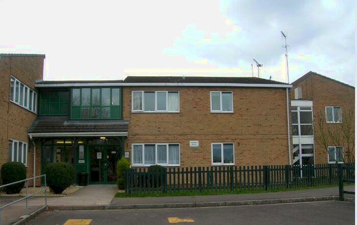 1 Bedroom Flat To Rent In Cricklade, SN6