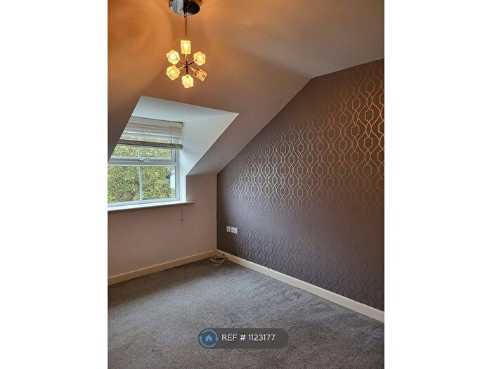 2 Bedroom Flat To Rent In Consort Place, Coventry, CV5