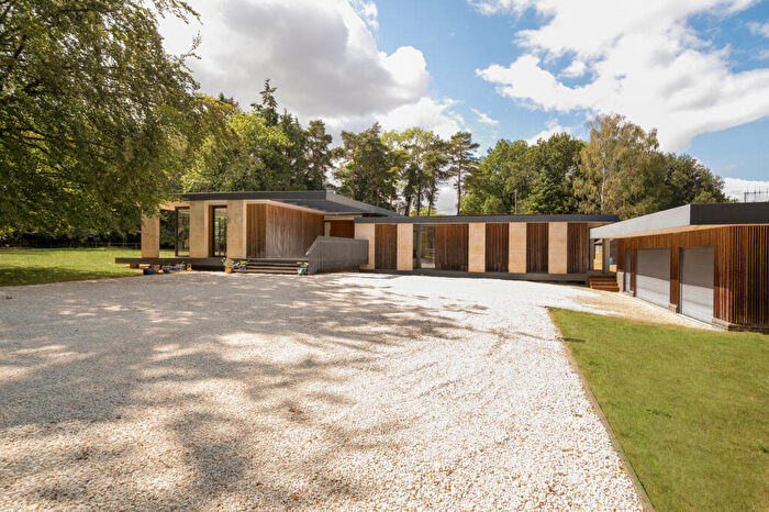 5 Bedroom Detached House For Sale In Cobblershill, Great Missenden, HP16