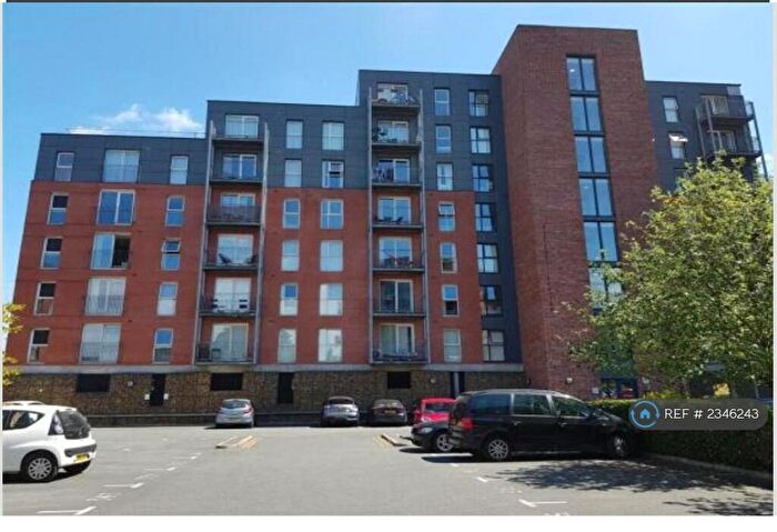 1 Bedroom Flat To Rent In Stillwater Drive, Manchester, M11