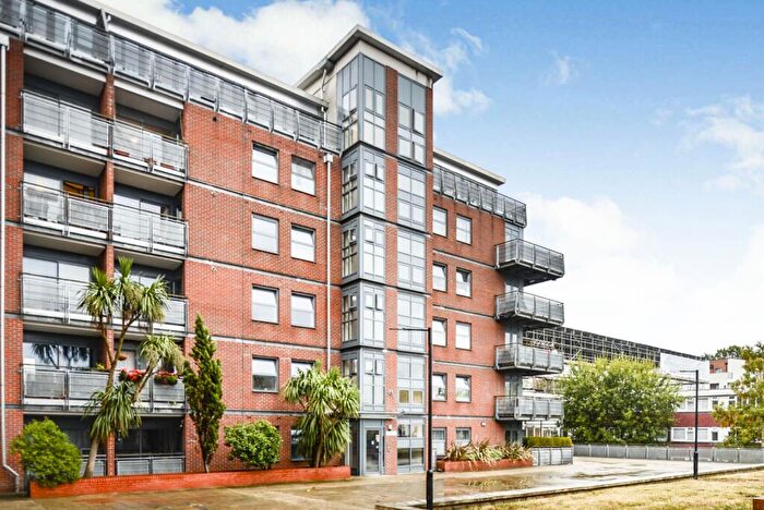 2 Bedroom Flat To Rent In Berber Parade London, SE18