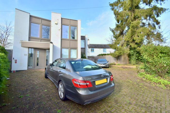 3 Bedroom Detached House To Rent In Church Road, Evington, Leicester, LE5