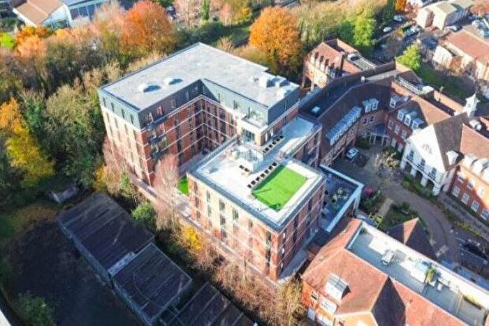 1 Bedroom Flat To Rent In Imperial House, Solihull, B91