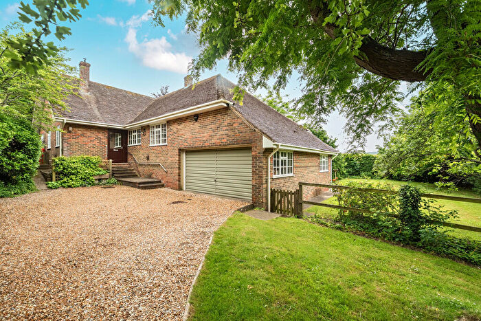 3 Bedroom Detached Bungalow For Sale In Amberley - Detached Bungalow, BN18