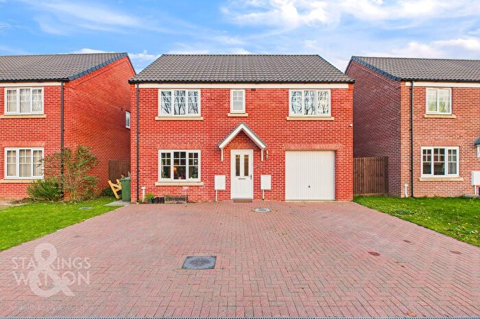 5 Bedroom Detached House For Sale In Reeve Way, Wymondham, Norwich, NR18