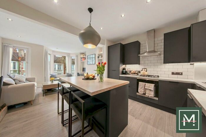 2 Bedroom Flat To Rent In Chapter Road, London, NW2