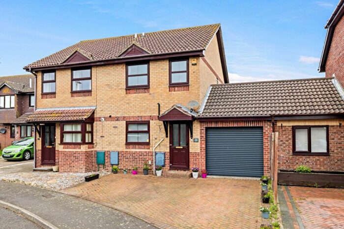 2 Bedroom Semi-Detached House For Sale In Cricketers Close, Hawkinge, Folkestone, CT18