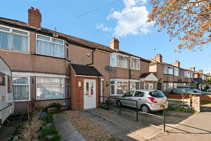 2 Bedroom Terraced House For Sale In Fairholme Crescent, Hayes, UB4