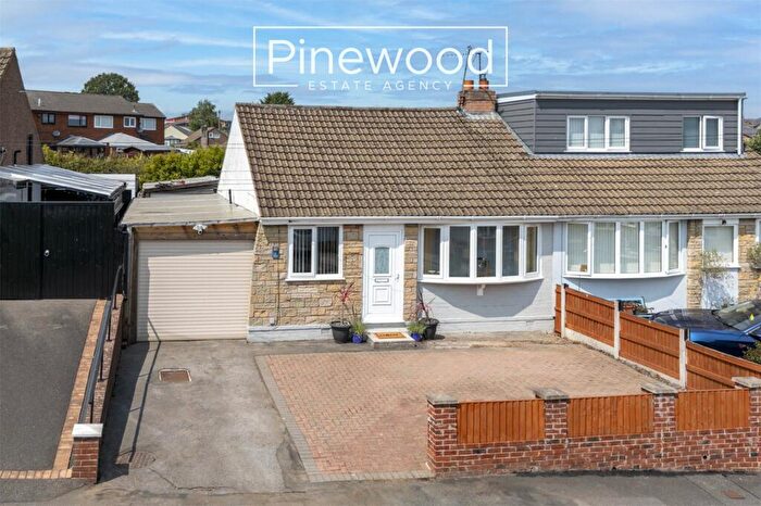 2 Bedroom Semi-Detached House For Sale In Penley Road, Buckley, CH7