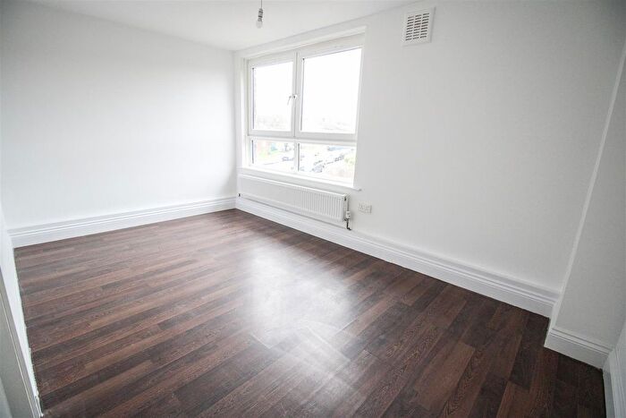 1 Bedroom Flat To Rent In Parsonage Leys, Harlow, CM20
