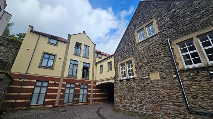 1 Bedroom Apartment To Rent In St. Georges Court, St. Georges Road, BS1