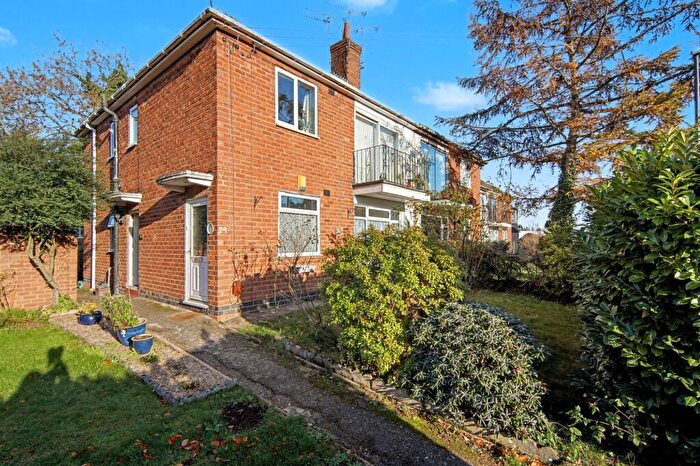 2 Bedroom Maisonette For Sale In Sedgemoor Road, Coventry, CV3