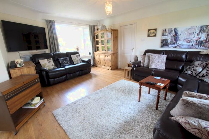 2 Bedroom Bungalow For Sale In Ambleside Close, Thingwall, Wirral, CH61