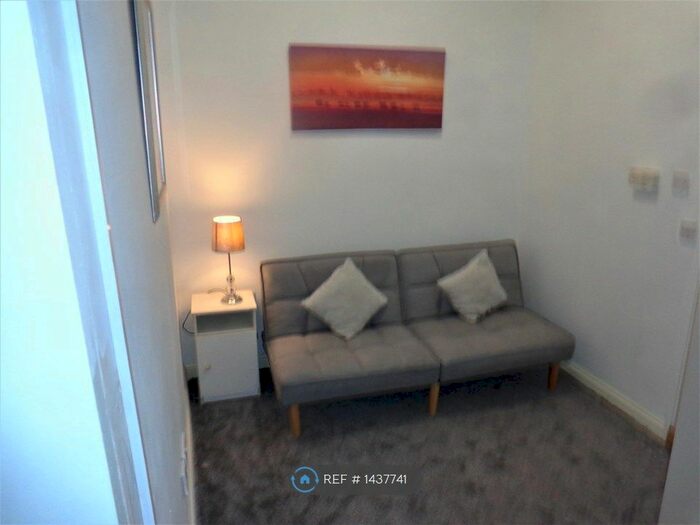 Studio To Rent In Stoke-On-Trent, Stoke-On-Trent, ST6