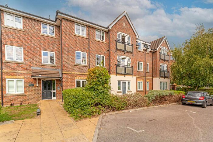 2 Bedroom Flat For Sale In Southbury Road, Enfield, EN1