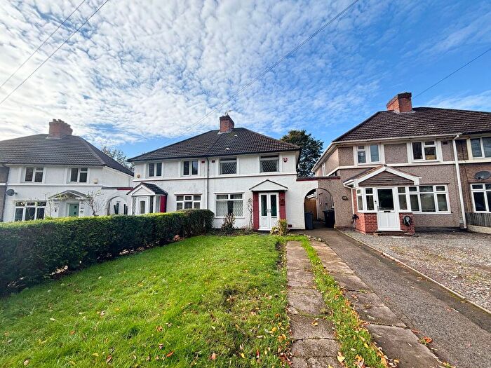 3 Bedroom Semi Detached House For Sale In Court Lane, Birmingham, B23