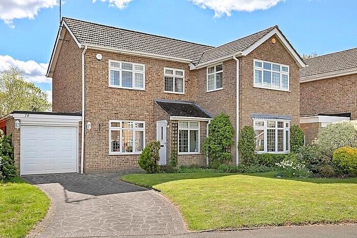 4 Bedroom Detached House For Sale In Kettlebury Way, Ongar, CM5