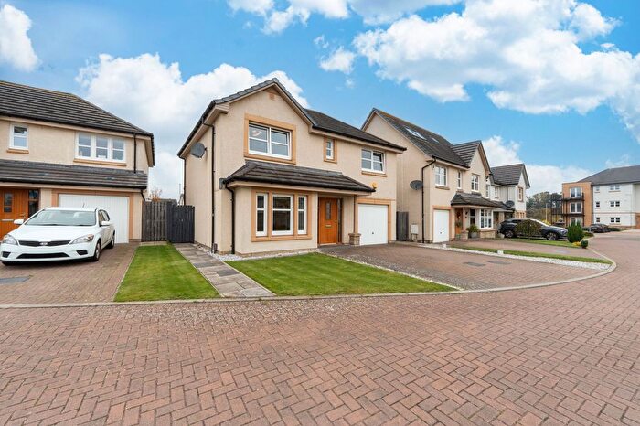 3 Bedroom Detached House For Sale In Bridgetown Place, Kirkcaldy, KY2