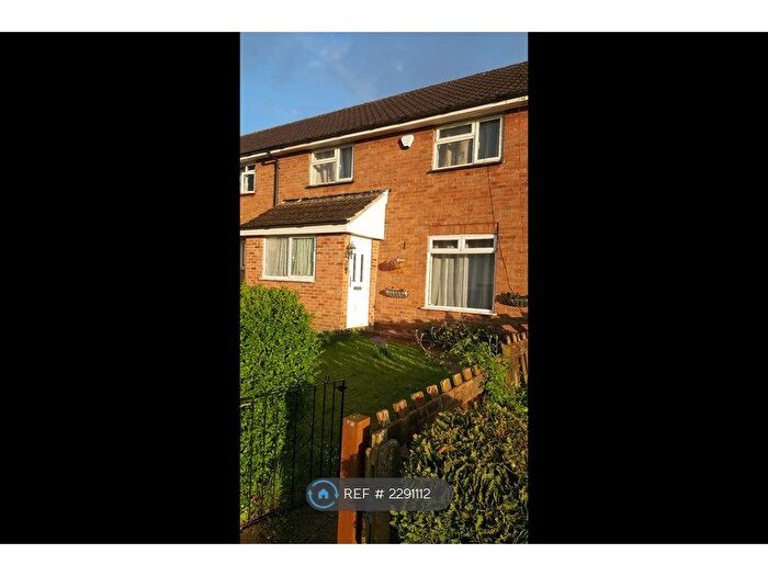 3 Bedroom Terraced House To Rent In Fairham Road, Keyworth, NG12