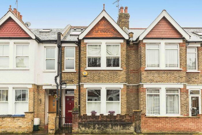 4 Bedroom Property To Rent In Balfour Road, London, W13