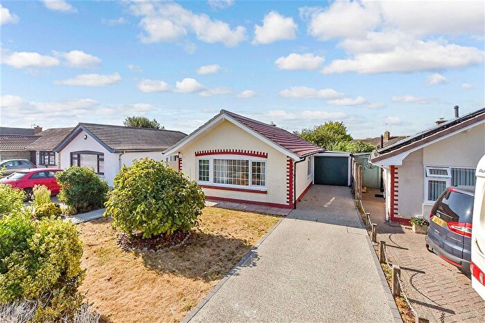 2 Bedroom Detached Bungalow For Sale In Windsor Road, Waterlooville, Hampshire, PO7