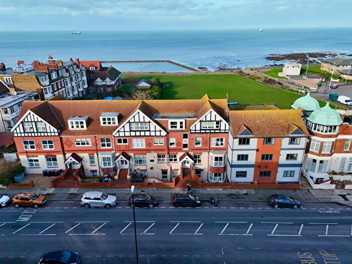2 Bedroom Flat For Sale In A Highcliffe Hall, Eastern Esplanade, CT9