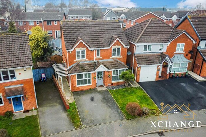 5 Bedroom Detached House For Sale In Towpath Close, Longford, CV6