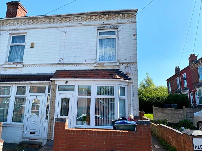 2 Bedroom End Of Terrace House For Sale In Dibble Road, Smethwick, West Midlands, B67