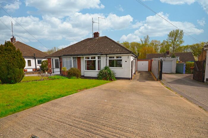 2 Bedroom Semi Detached Bungalow For Sale In Brockhill Close, Kettering, NN15