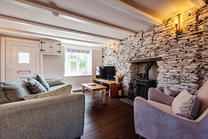 2 Bedroom Cottage To Rent In St. Issey, PL27