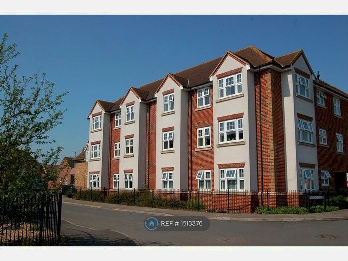 2 Bedroom Flat To Rent In Violet Way, Yaxley, Peterborough, PE7