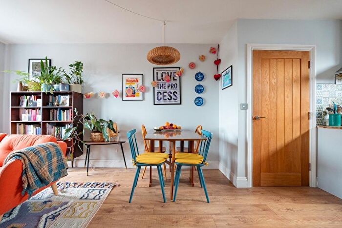 1 Bedroom Flat For Sale In Mary Street, St George, BS5