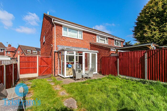 2 Bedroom Semi-detached House For Sale In Bodmin Drive, Nottingham, NG8