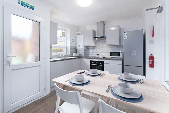 5 Bedroom Semi Detached House To Rent In Peckover Road, Norwich, NR4