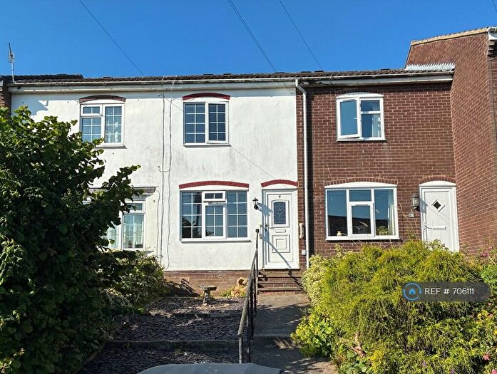 2 Bedroom Terraced House To Rent In Peterhouse Drive, Otley, LS21