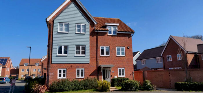 3 Bedroom Semi-Detached House To Rent In Dragonfly Lane, Norwich, Norfolk, NR4